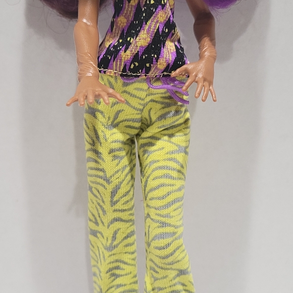 Monster High Clawdeen Wolf 2008 doll - Picture 3 of 9